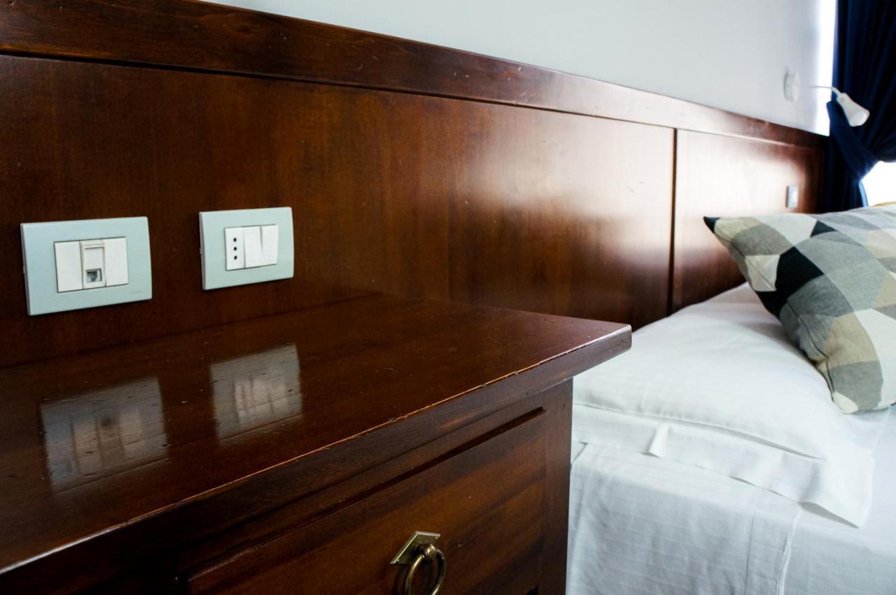 Hotel Ristorante Morus Burago di Molgora Zewnętrze zdjęcie